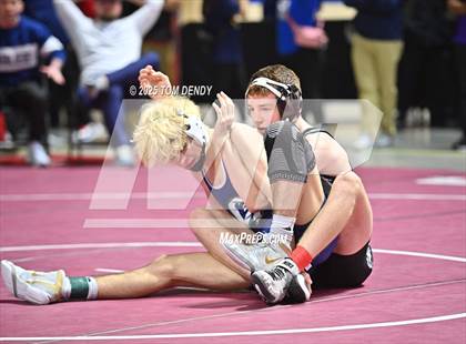 Thumbnail 2 in UIL Wrestling 5A-6A Finals (Round 2) photogallery.