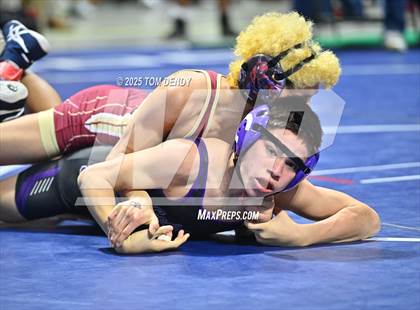 Thumbnail 2 in UIL Wrestling 5A-6A Finals (Round 2) photogallery.