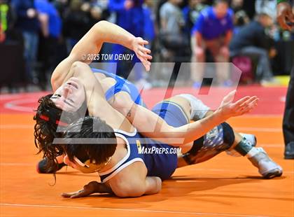 Thumbnail 3 in UIL Wrestling 5A-6A Finals (Round 2) photogallery.