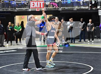 Thumbnail 1 in UIL Wrestling 5A-6A Finals (Round 2) photogallery.