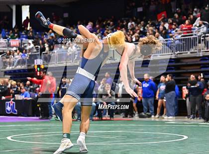 Thumbnail 1 in UIL Wrestling 5A-6A Finals (Round 2) photogallery.