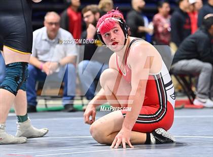 Thumbnail 1 in UIL Wrestling 5A-6A Finals (Round 2) photogallery.