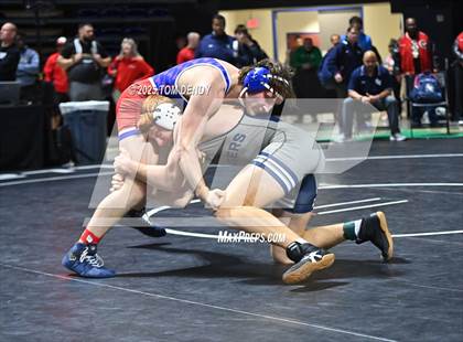 Thumbnail 2 in UIL Wrestling 5A-6A Finals (Round 2) photogallery.