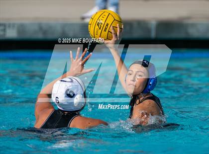 Thumbnail 2 in Carlsbad vs Los Alamitos (Santa Barbara Tournament of Champions) photogallery.