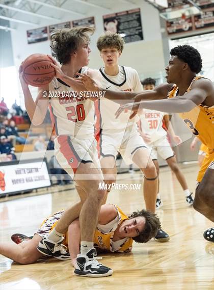 Thumbnail 2 in Walsh Jesuit vs. Green photogallery.
