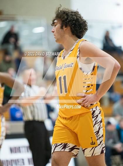 Thumbnail 2 in Walsh Jesuit vs. Green photogallery.
