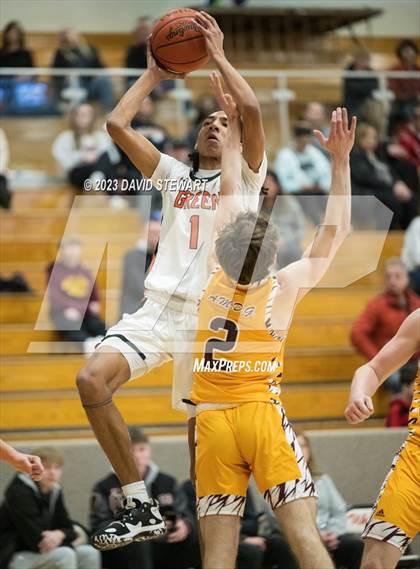 Thumbnail 3 in Walsh Jesuit vs. Green photogallery.