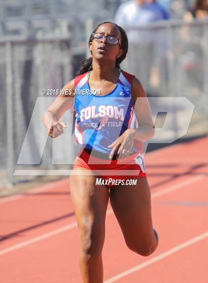 Thumbnail 1 in Sierra Foothill League Tri Meet photogallery.
