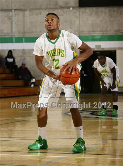 Thumbnail 3 in Vallejo vs. Fremont (I Have A Dream Classic) photogallery.