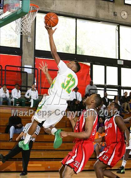Thumbnail 2 in Vallejo vs. Fremont (I Have A Dream Classic) photogallery.