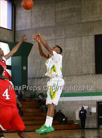 Thumbnail 2 in Vallejo vs. Fremont (I Have A Dream Classic) photogallery.