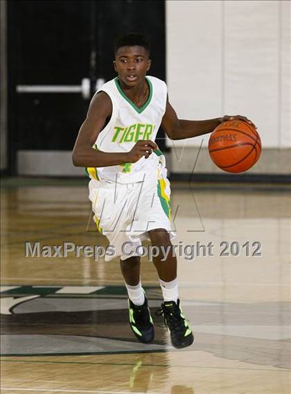 Thumbnail 2 in Vallejo vs. Fremont (I Have A Dream Classic) photogallery.
