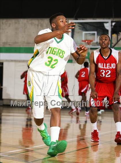 Thumbnail 1 in Vallejo vs. Fremont (I Have A Dream Classic) photogallery.