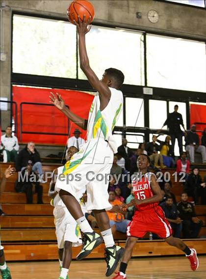 Thumbnail 3 in Vallejo vs. Fremont (I Have A Dream Classic) photogallery.