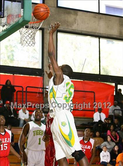 Thumbnail 1 in Vallejo vs. Fremont (I Have A Dream Classic) photogallery.