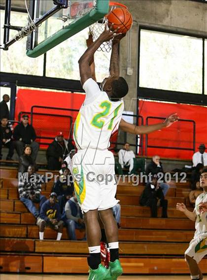 Thumbnail 3 in Vallejo vs. Fremont (I Have A Dream Classic) photogallery.