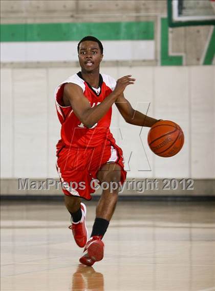 Thumbnail 3 in Vallejo vs. Fremont (I Have A Dream Classic) photogallery.