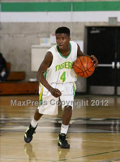 Thumbnail 2 in Vallejo vs. Fremont (I Have A Dream Classic) photogallery.