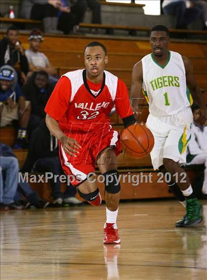 Thumbnail 1 in Vallejo vs. Fremont (I Have A Dream Classic) photogallery.