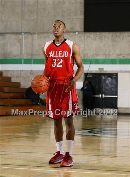 Thumbnail 2 in Vallejo vs. Fremont (I Have A Dream Classic) photogallery.