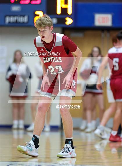 Thumbnail 1 in Danville vs. Greencastle (IHSAA Class 3A Boys Sectional Round 1) photogallery.