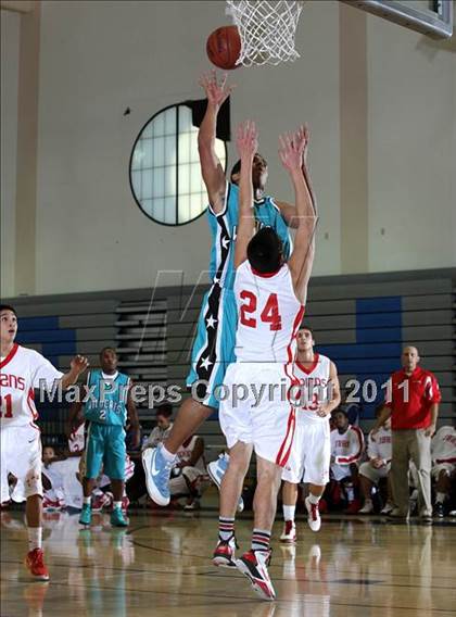 Thumbnail 3 in Renaissance Academy vs. Burroughs (Burbank Tip-off Classic) photogallery.