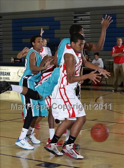 Thumbnail 2 in Renaissance Academy vs. Burroughs (Burbank Tip-off Classic) photogallery.