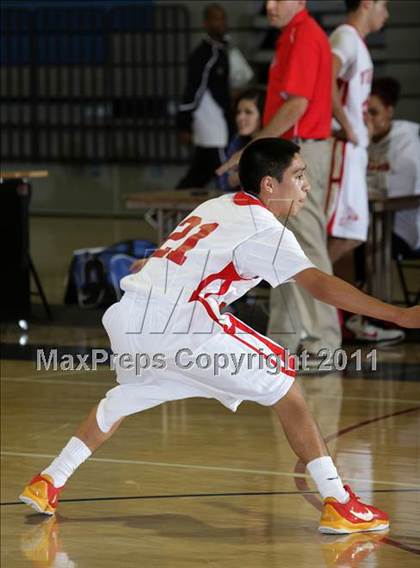 Thumbnail 2 in Renaissance Academy vs. Burroughs (Burbank Tip-off Classic) photogallery.