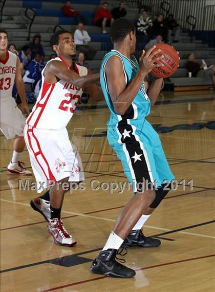 Thumbnail 2 in Renaissance Academy vs. Burroughs (Burbank Tip-off Classic) photogallery.