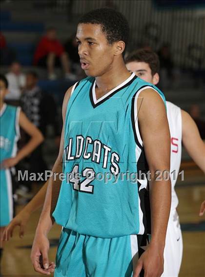 Thumbnail 1 in Renaissance Academy vs. Burroughs (Burbank Tip-off Classic) photogallery.