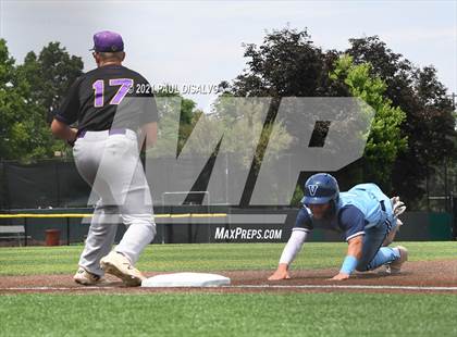 Thumbnail 2 in Valor Christian vs. Fort Collins(CHSAA 5A Semi-Final) photogallery.