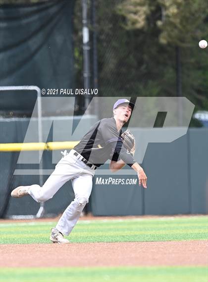 Thumbnail 2 in Valor Christian vs. Fort Collins(CHSAA 5A Semi-Final) photogallery.