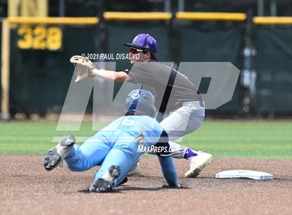 Thumbnail 3 in Valor Christian vs. Fort Collins(CHSAA 5A Semi-Final) photogallery.