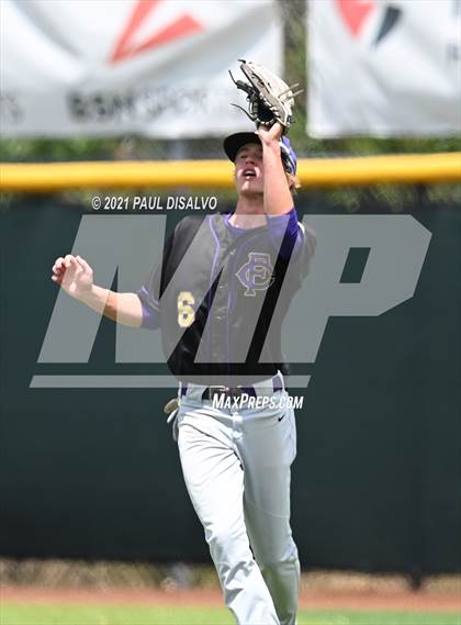 Thumbnail 3 in Valor Christian vs. Fort Collins(CHSAA 5A Semi-Final) photogallery.