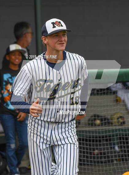 Thumbnail 1 in Mount Miguel vs. Morse (CIF SDS D5 Final) photogallery.