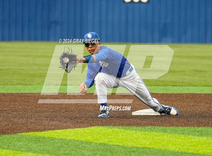 Thumbnail 1 in Westmoore @ Deer Creek photogallery.