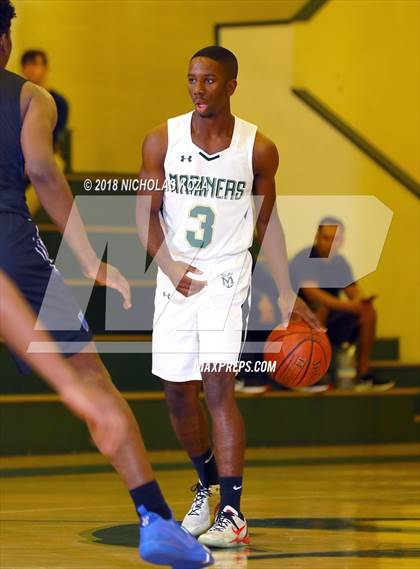 Thumbnail 2 in Windward vs. St. Monica (St. Monica Tournament) photogallery.