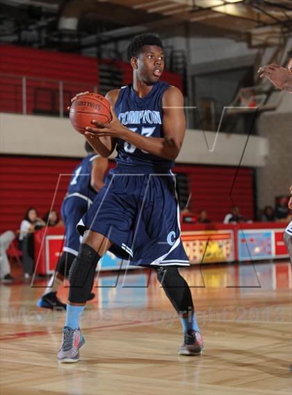 Thumbnail 3 in Montclair vs. Compton (Inland Empire Classic) photogallery.