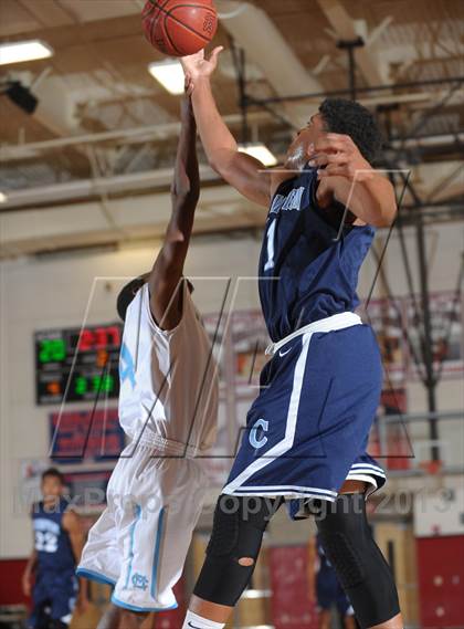 Thumbnail 3 in Montclair vs. Compton (Inland Empire Classic) photogallery.
