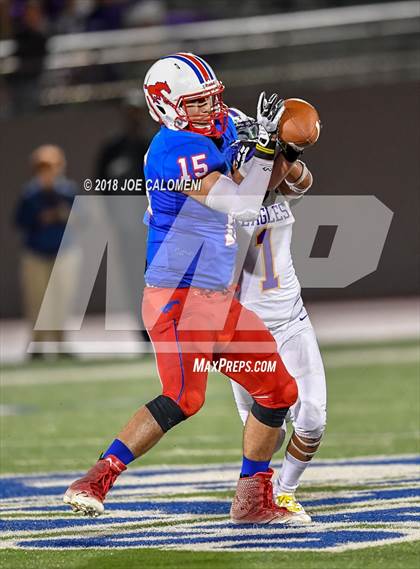 Thumbnail 2 in Brackenridge vs Jefferson photogallery.