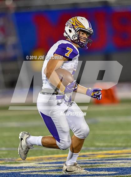 Thumbnail 2 in Brackenridge vs Jefferson photogallery.