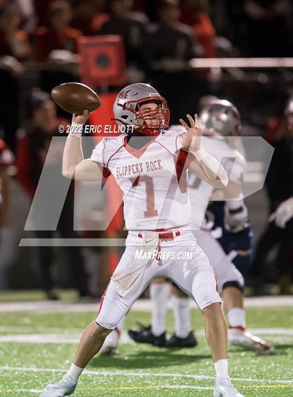 Thumbnail 3 in Oil City vs Slippery Rock (PIAA D10 3A 1st Rd) photogallery.