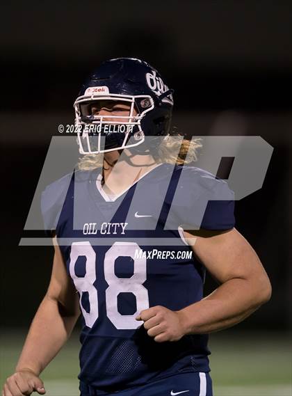 Thumbnail 3 in Oil City vs Slippery Rock (PIAA D10 3A 1st Rd) photogallery.