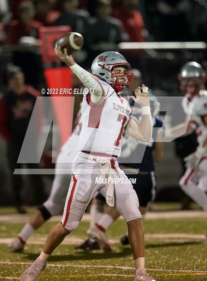 Thumbnail 2 in Oil City vs Slippery Rock (PIAA D10 3A 1st Rd) photogallery.