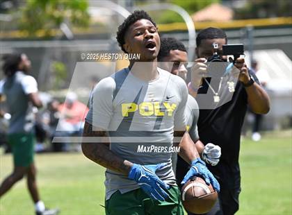 Thumbnail 1 in Inglewood vs. Long Beach Poly  (Battle at the Beach) photogallery.