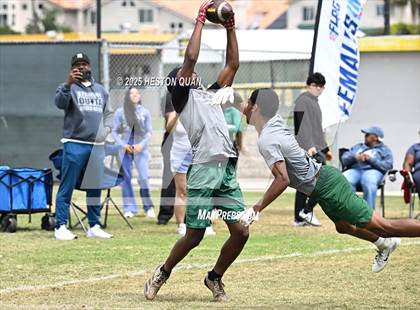 Thumbnail 3 in Inglewood vs. Long Beach Poly  (Battle at the Beach) photogallery.