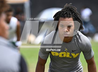 Thumbnail 1 in Inglewood vs. Long Beach Poly  (Battle at the Beach) photogallery.