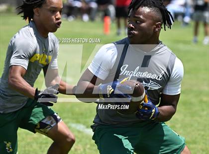 Thumbnail 2 in Inglewood vs. Long Beach Poly  (Battle at the Beach) photogallery.