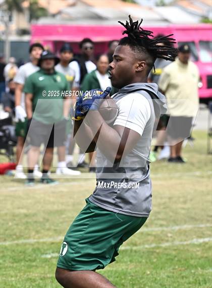 Thumbnail 2 in Inglewood vs. Long Beach Poly  (Battle at the Beach) photogallery.