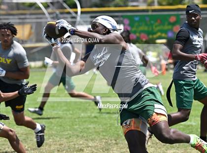 Thumbnail 3 in Inglewood vs. Long Beach Poly  (Battle at the Beach) photogallery.